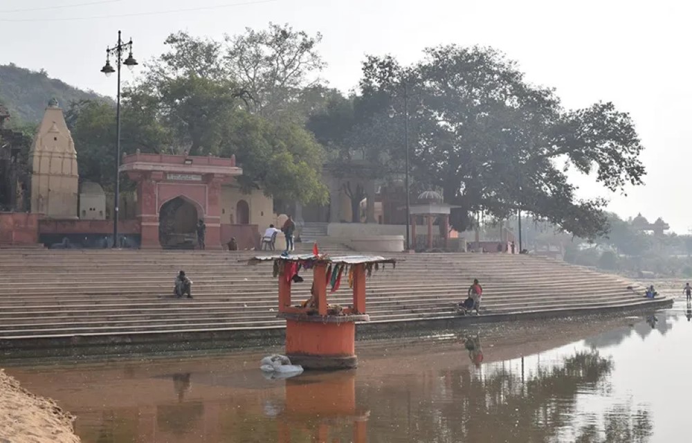 Avadh Hotel at Sita Kund